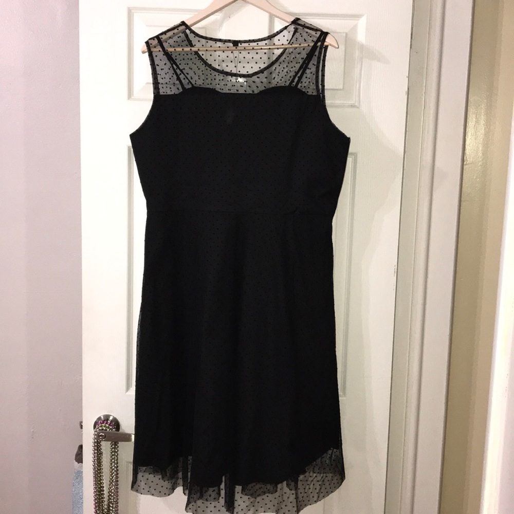 Dress - Picture 3 of 5